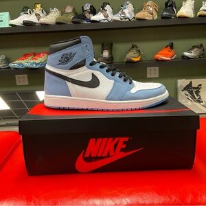 Nike Men's Black and Light Blue High-Top Sneakers